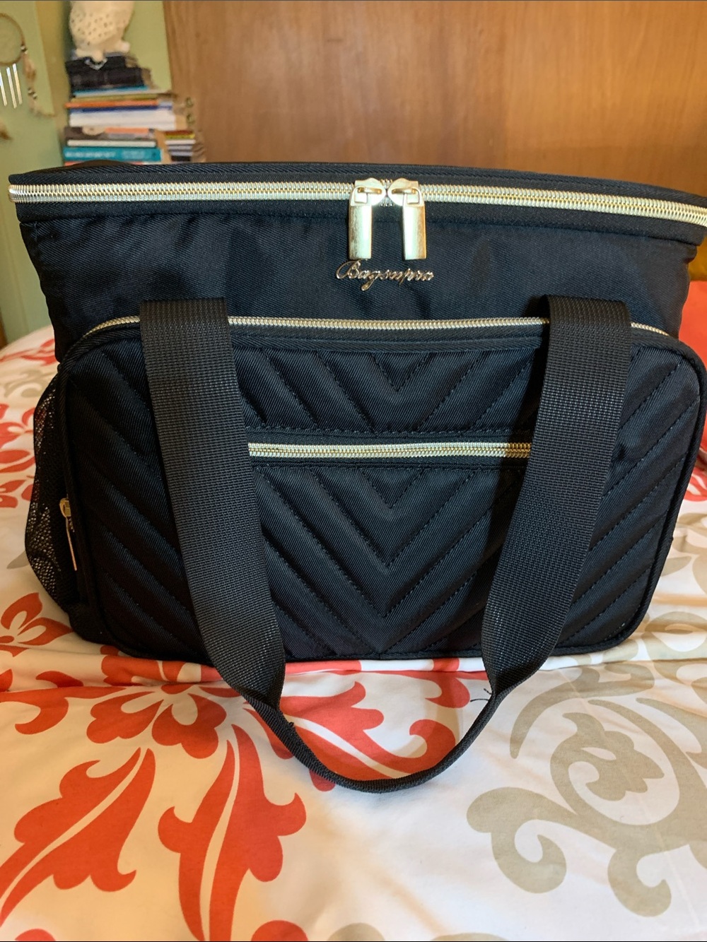 NWOT Black Quilted Lunch Tote Bag with Gold Zippers - Picture 7 of 7